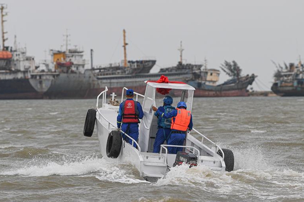 Hainan Blue Sky Rescue Team establishes marine contingent