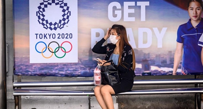 Japan's Abe says G7 supports 'complete' Games, polls back postponement