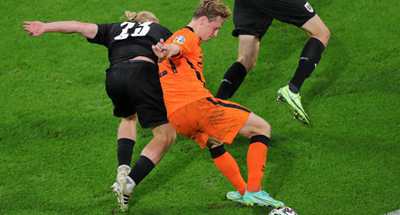 The Netherlands see off Austria to reach Euro 2020 last 16