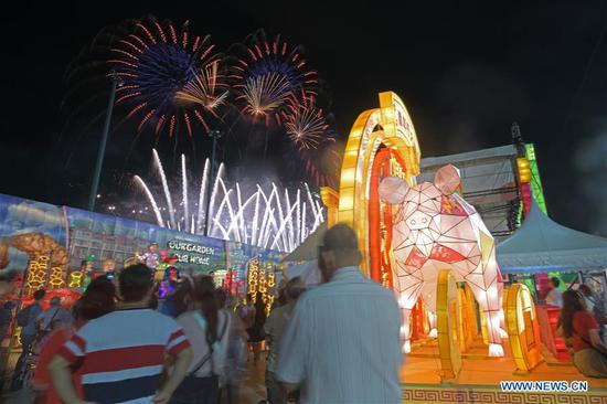 Lunar kuala lumpur malaysia festival year petaling street english xinhua celebrated jan visit Singapore celebrates Chinese Lunar New Year with fireworks - World News