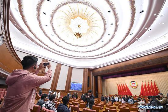 凤凰平台开户注册 3 全国政协召开第一个开放日 3