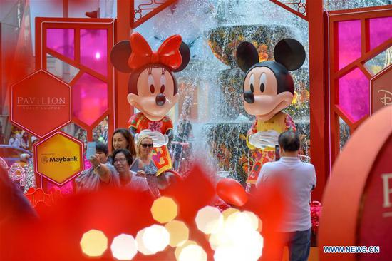 Decorations marking Chinese Lunar New Year seen worldwide - Life