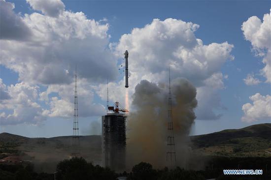 A Gaofen-11 02 satellite is launched by a Long March-4B rocket from the Taiyuan Satellite Launch Center in north China's Shanxi Province, Sept. 7, 2020. China launched a new optical remote-sensing satellite from the Taiyuan Satellite Launch Center in northern Shanxi Province on Monday. The Gaofen-11 02 satellite was launched by a Long March-4B rocket at 1:57 p.m. (Beijing Time), according to the center. It was the 345th flight mission by a Long March carrier rocket. (Photo by Zheng Taotao/Xinhua)