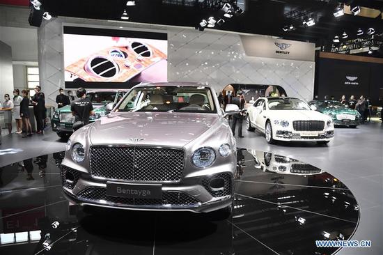 Photo taken on Sept. 26, 2020 shows cars displayed at the 2020 Beijing International Automotive Exhibition in Beijing, capital of China. The exhibition opened here on Saturday. (Xinhua/Ren Chao)