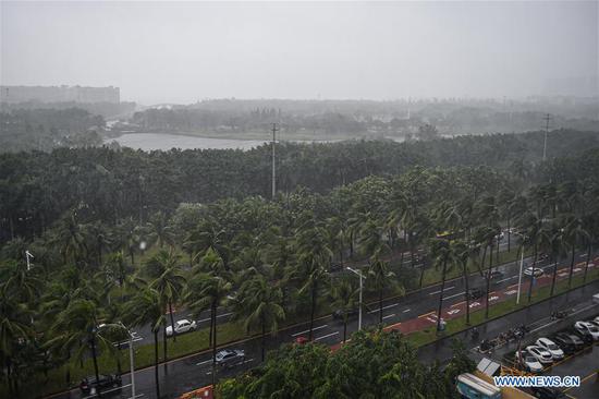 Photo taken on Oct. 28, 2020 shows a view in Haikou, south China's Hainan Province. Molave weakened from a super typhoon to typhoon on Wednesday morning, bringing rainstorms to the island province of Hainan in south China, the local weather bureau said. (Xinhua/Pu Xiaoxu)