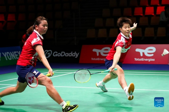 China's Liu Xuanxuan (R) /Xia Yuting compete in the women's doubles match against Malaysia's Lee Meng Yean/Muralitharan Thinaah during the group D match between China and Malaysia at Uber Cup badminton tournament in Aarhus, Denmark, Oct. 10, 2021. (Xinhua/Zhang Cheng)