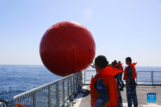 Members of the 38th escort fleet of the Chinese People's Liberation Army (PLA) Navy conduct a drill on Aug. 27, 2021. A Chinese naval fleet Monday returned to a military port in Zhoushan, east China's Zhejiang Province, after concluding escort missions in the Gulf of Aden and the waters off Somalia. (Photo by Liu Dongdong/Xinhua)