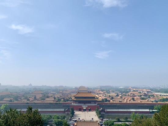 Photo taken with a mobile phone shows an overview of the Palace Museum in Beijing, capital of China, May 22, 2020. (Xinhua/Liu Lingyi)