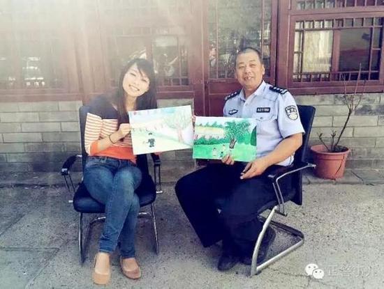 Feifei met Officer Hou at the Heaven Temple Police Station this May. She burst into tears at the sight of the officer. Hou also said he was filled with all sorts of feelings seeing the poor little girl had grown into a young lady. 