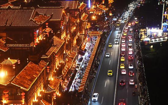 China's tourism rebounds during May Day holiday as coronavirus eases - Life & Culture News - SINA English