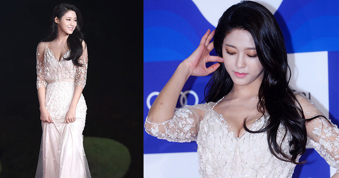 组图:AOA雪炫现身青龙红毯 白蕾丝裙显美艳