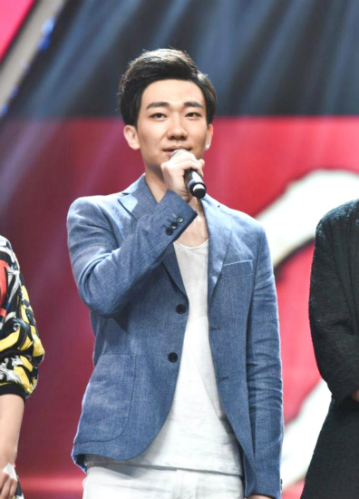 《欢乐颂》青春担当吴昊宸演绎反差萌