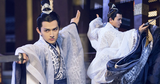 屈原美如画!《思美人》马可月下舞剑衣袂翻飞