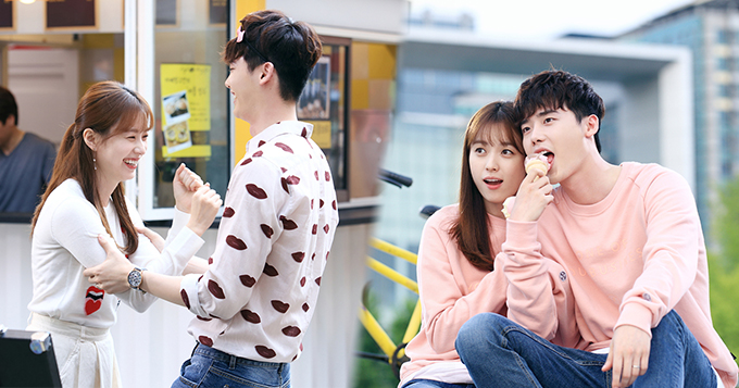 组图：《W》姜哲妍珠穿情侣装 甜蜜约会羡煞人