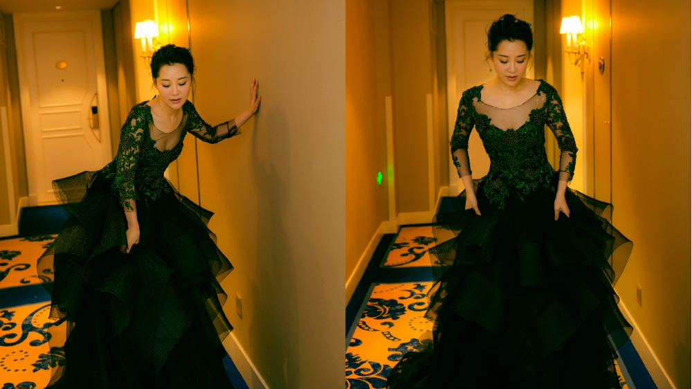 许晴蕾丝透视俯身带沟