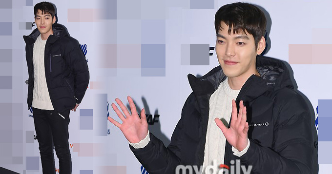 长腿型男金宇彬亮相活动 眼睛红红疑劳累