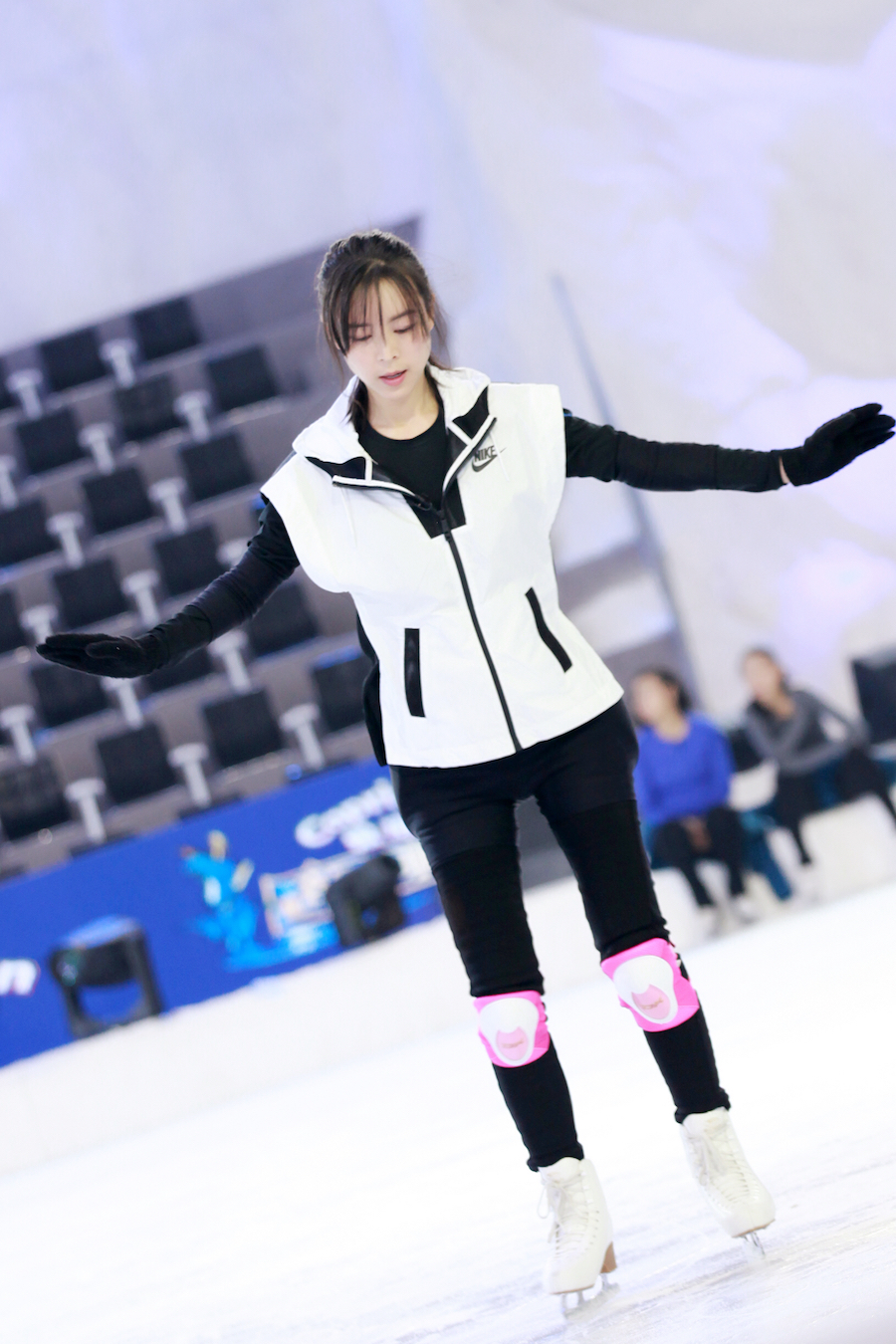 《跨界冰雪王》张静初挑战经典令人期待