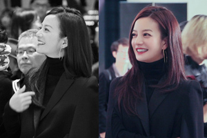 赵薇优雅看展黑色斗篷装扮知性大气