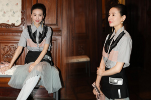 董洁纱裙混搭蕾丝长袜复古气质似画中人