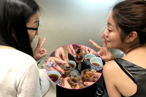 阔太安以轩回娘家吃大闸蟹钻戒再次抢镜