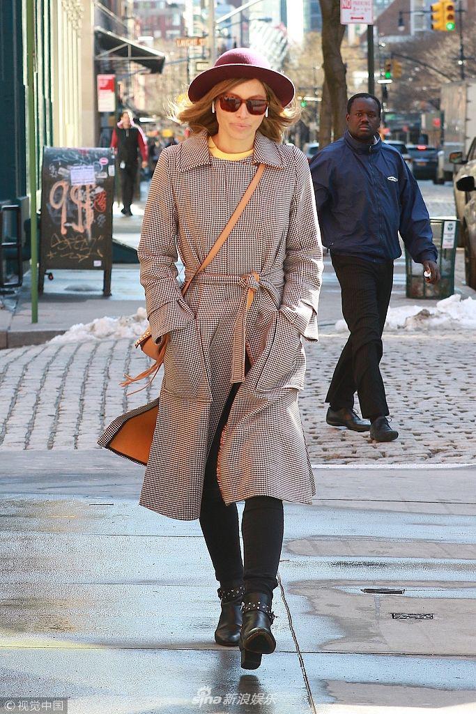 郑秀妍风衣_郑秀晶郑秀妍(2)