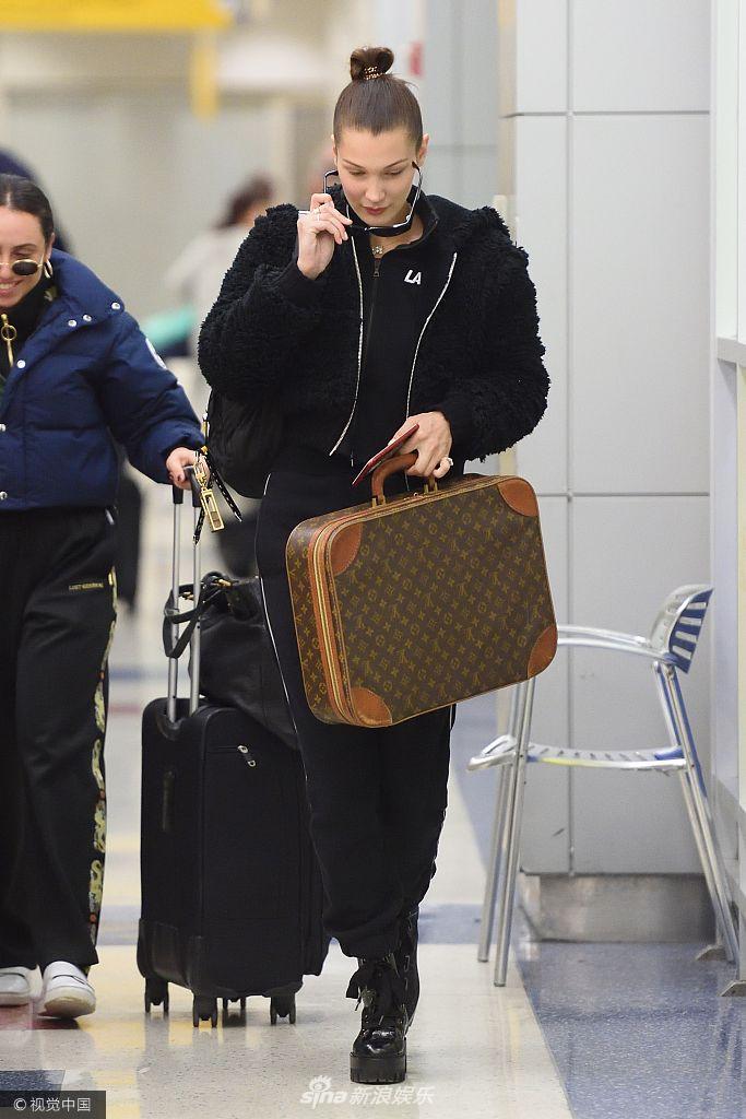 罗本儿子-爱游戏APP(中国)官方网站下载_AIYOUXI体育