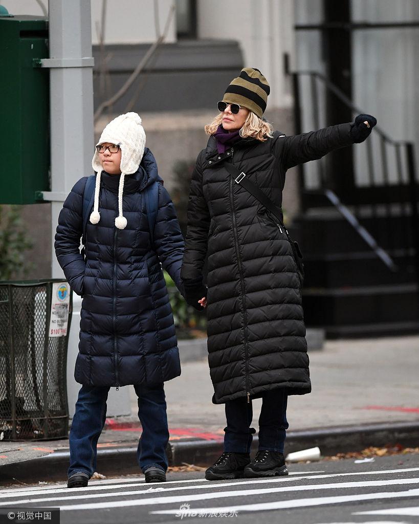 易中天 悲剧啊-爱游戏(ayx)官网网站_ayx.com