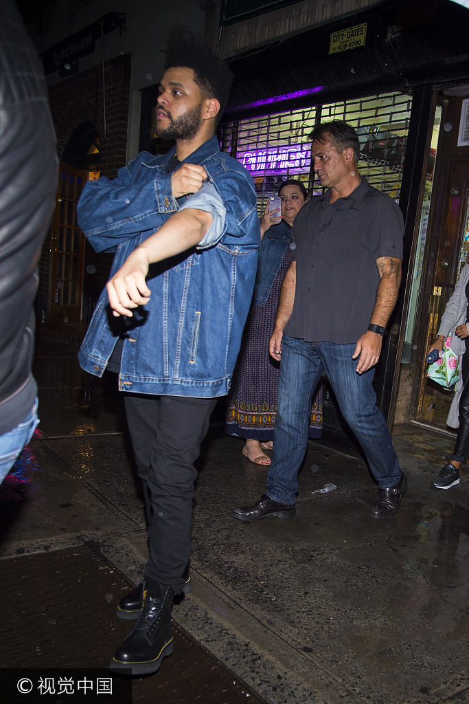 赛琳娜男朋友本尼照片 0b8Y-fykqmrw1060622.jpg