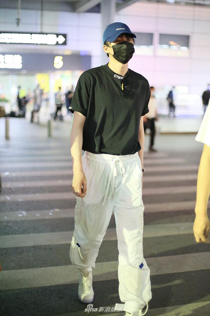 2012金球奖-乐鱼app(leyu)官方网站-乐鱼官网