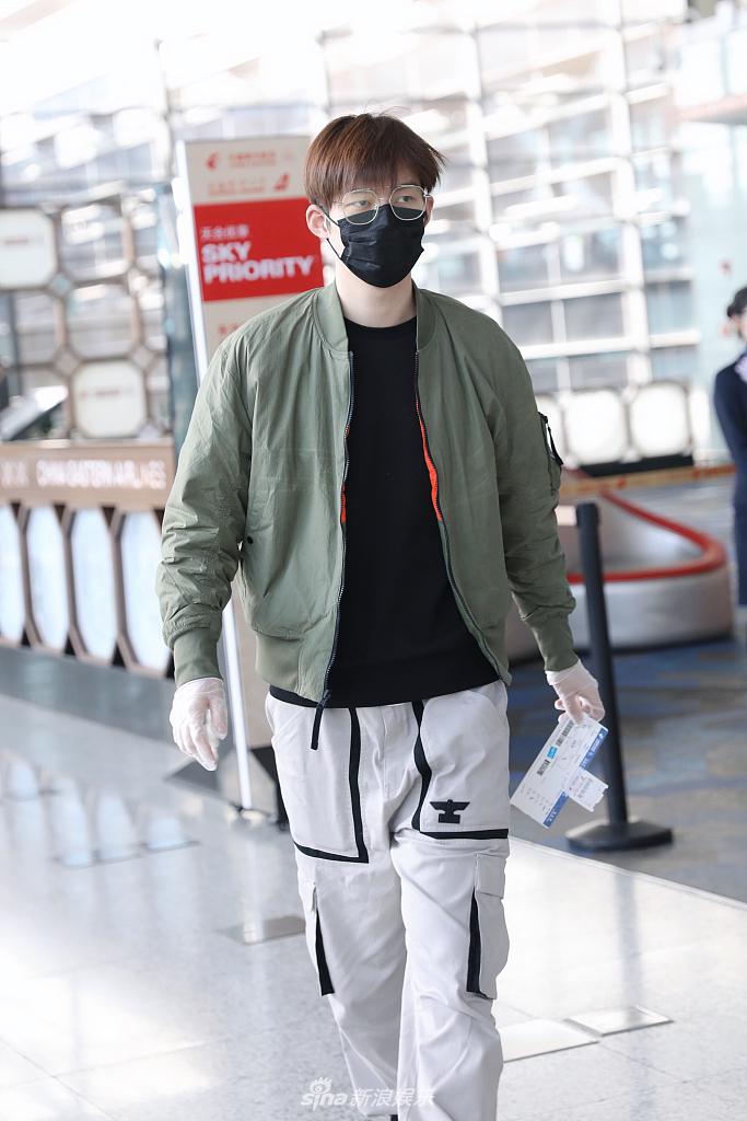 勒夫留任-乐鱼app(leyu)官方网站-乐鱼官网