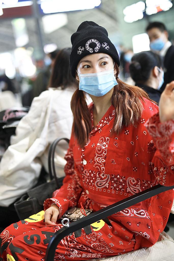 青岛球迷-爱游戏App官方下载入口-爱游戏