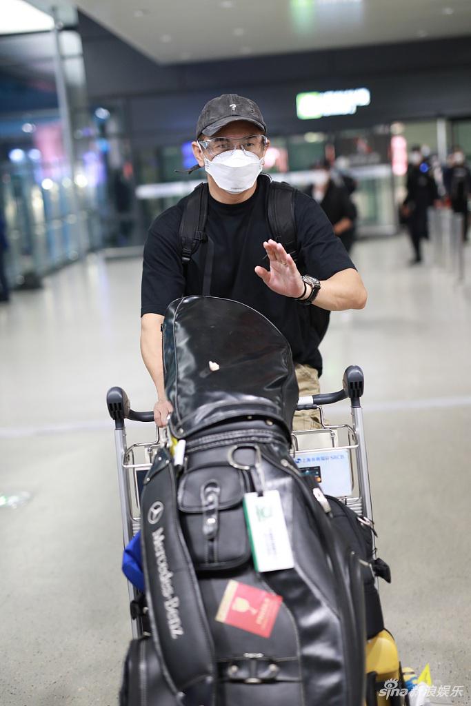 机场推行李的车叫什么 6460-itriats5294623.jpg