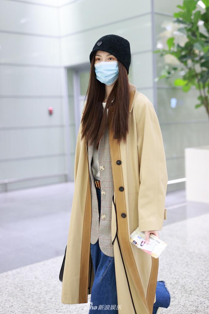 何穗风衣_何穗(2)