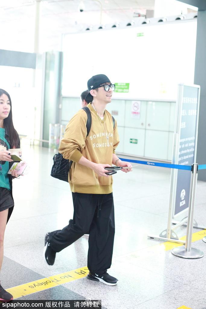 埃托奥近况-爱游戏APP（中国）官方网站下载_AIYOUXI体育