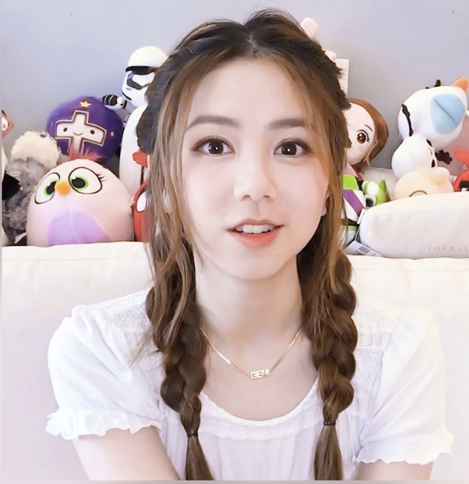 阿迪达斯清风系列