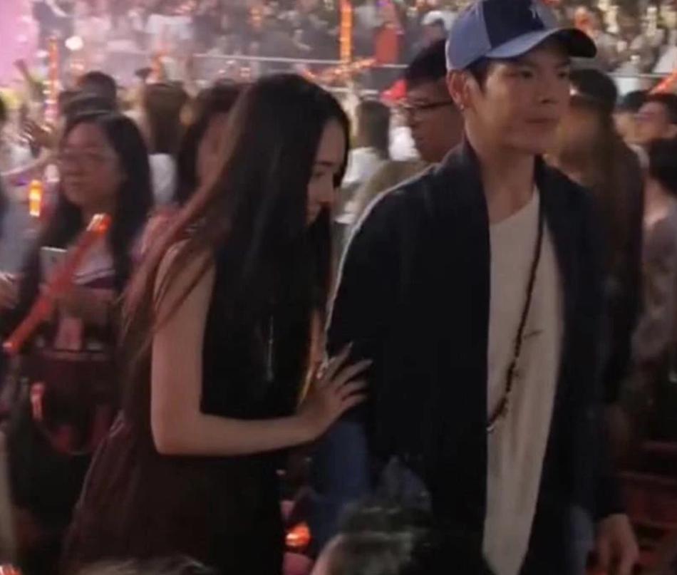 [奇趣网]向佐郭碧婷升级成为小两口！一路高调秀恩爱低调结婚