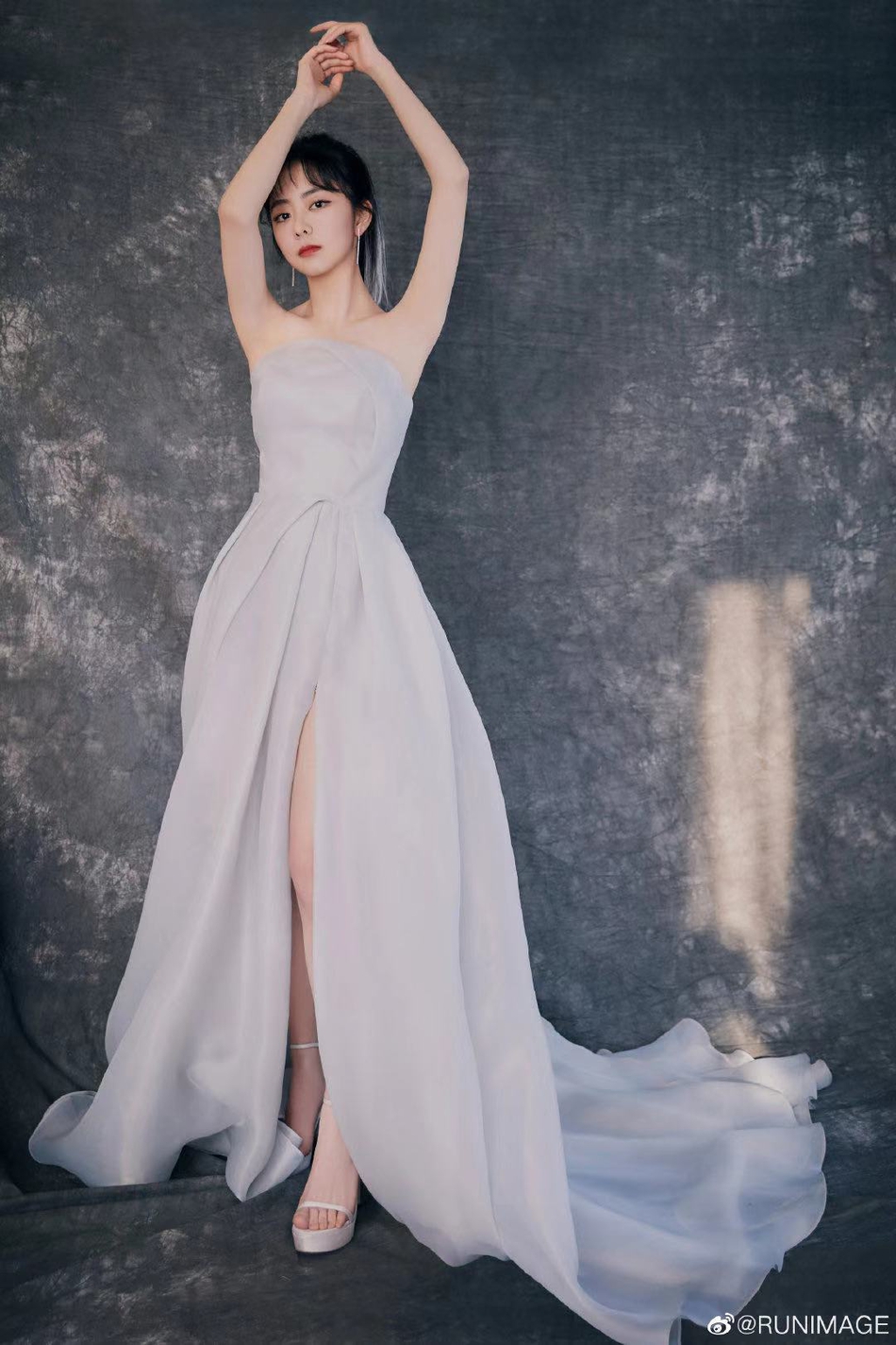 【奇趣网】女星工作室精修哪家强！郑爽王子文王鸥谭松韵等谁赢了