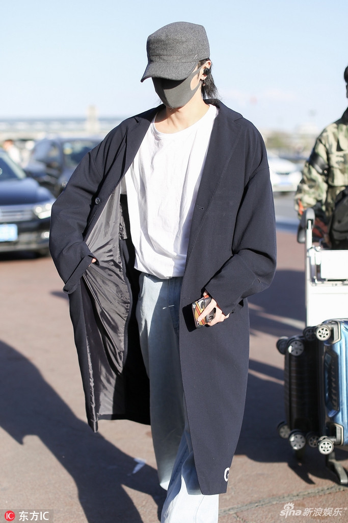 华晨宇风衣_华晨宇头像