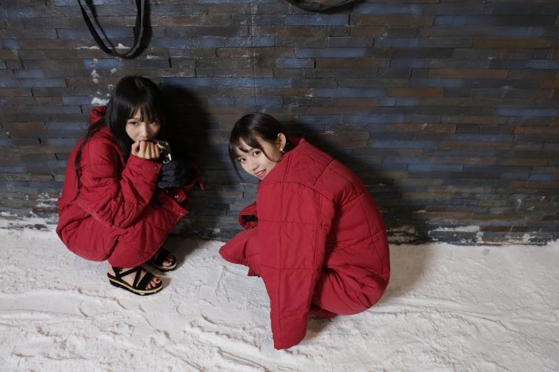 snh48《绚丽时代》预告曝光 42度高温穿棉袄