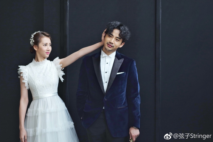弦子晒婚纱照_弦子婚纱照(2)