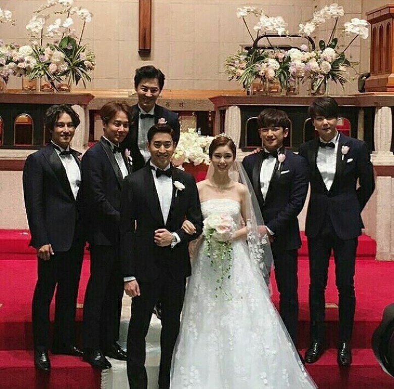 eric老婆罗惠美,eric warner 妻子 猜你喜欢 5 / 6 新浪娱乐讯 神话队长eric与小12岁罗惠美结婚一年多