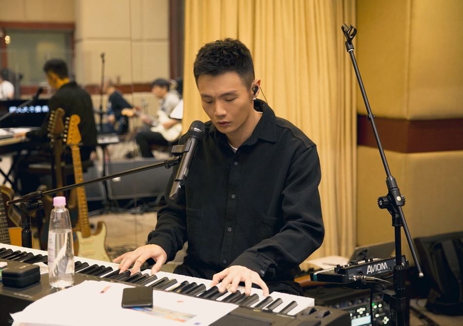 .的尾声,李荣浩2018年也将参与真人秀节目的录