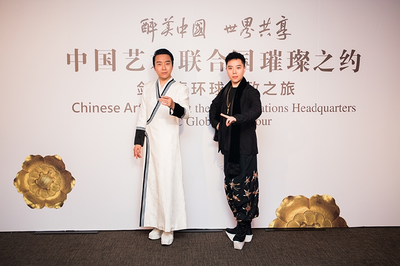 组图:李玉刚携王子歌首唱嘻哈版《新贵妃醉酒》