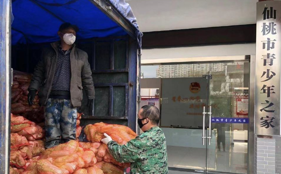疫情筛选人口_疫情期间的人口流动图