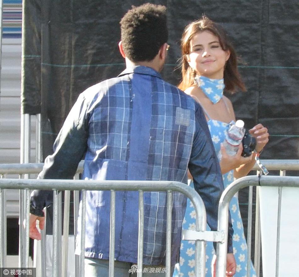 赛琳娜男朋友本尼照片 -xUz-fyeiwny2996191.jpg