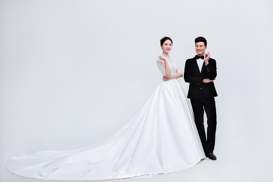 谢孟伟婚纱照_谢孟伟图片