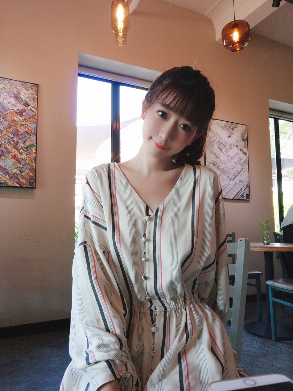 "小志玲"陈潇