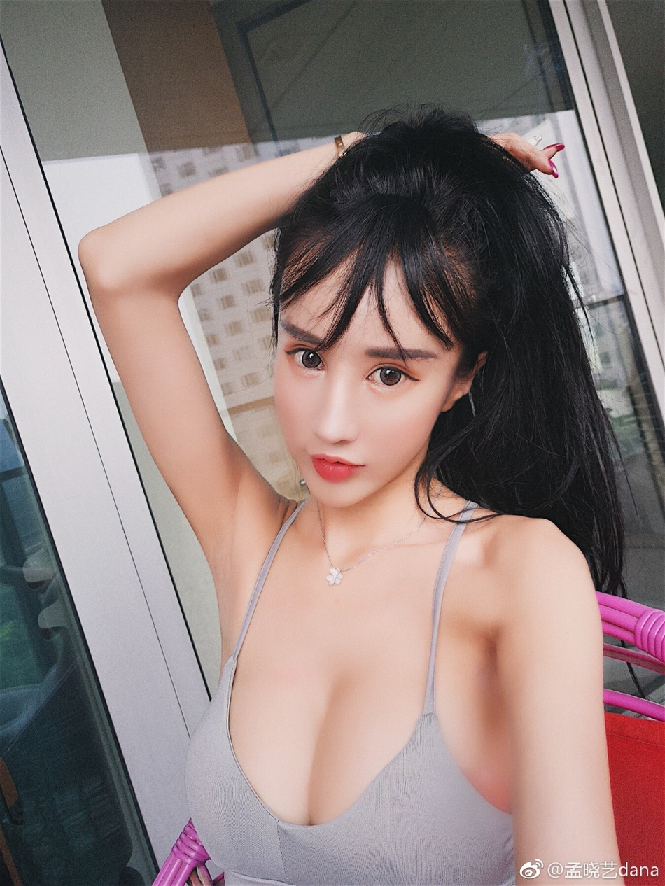 孟晓艺内衣_孟晓艺性感内衣照