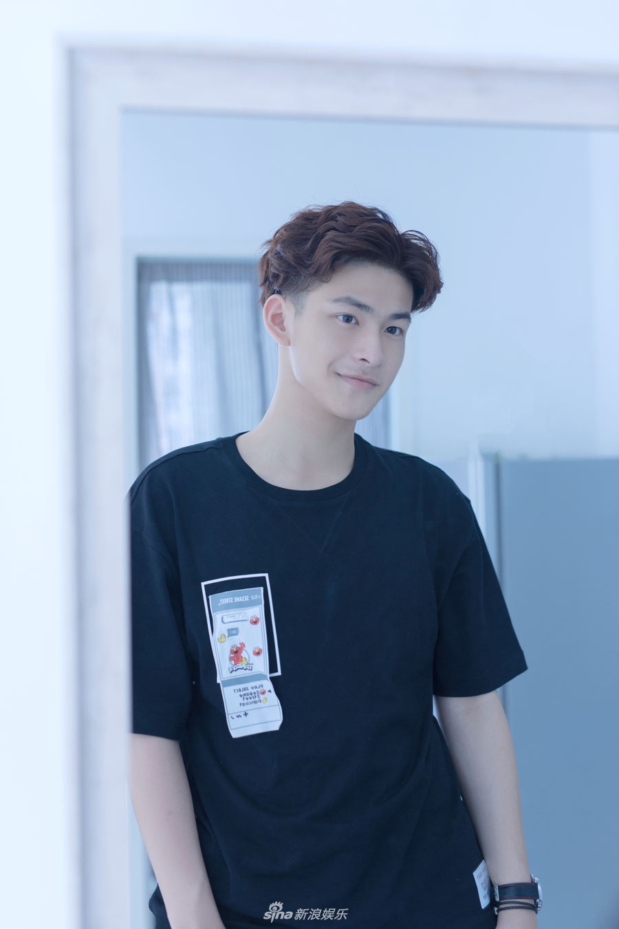 华视娱乐启动新人计划 首推盐系男陈泽轩清新自然