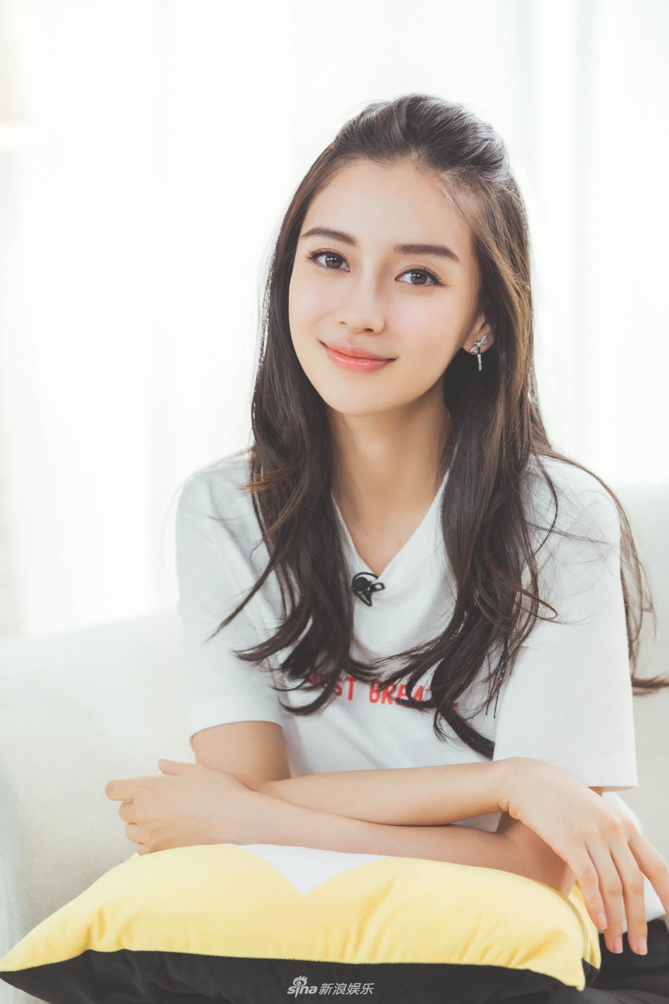 组图:夏日必学发型!angelababy教你如何清爽一夏